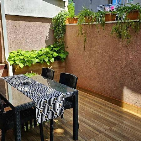 Madesa Apartment Скоп'є Екстер'єр фото